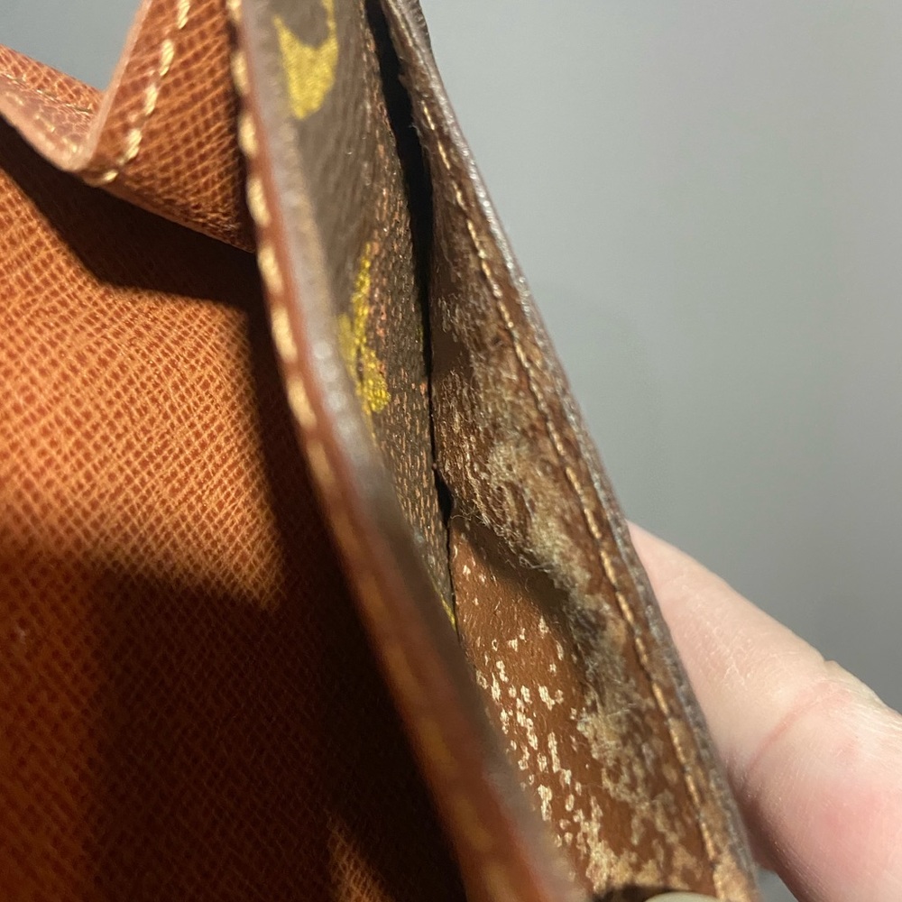 Louis Vuitton Monogram Wallet - Picture 11 of 16